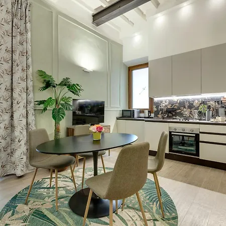 Tamara & Clotilde Apartments By Mamo Florence-3